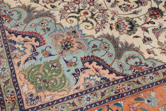 A Tabriz carpet 405 x 305cm